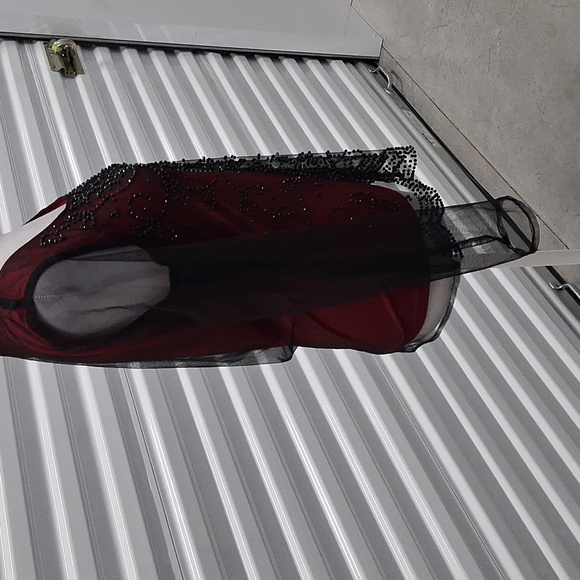 Metaphor Beaded Top - Picture 3 of 5